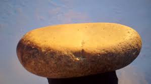 Metate, Ancient stone Indian artifacts - YouTube