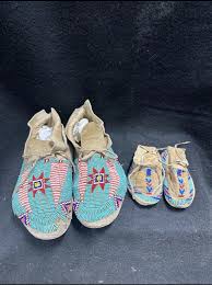 Vintage Sioux Beaded Moccasins: Native American Leather ...