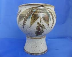 Kevin De Choisy (1954-2020) Studio Pottery Jar and Cover. British Pottery. - Etsy UK