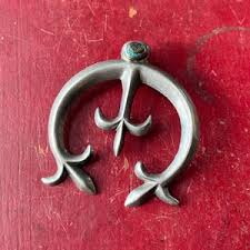 Vintage Native American Navajo Sterling Silver & Turquoise Sandcast Naja Clip-on Pendant - Etsy Canada