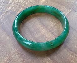 Ice Jadeite "Floating Yang Green" Bangle | Size 19 | Natural Burmese Jadeite A-Grade | Giftable - Shop eljewelrybox Bracelets - Pinkoi