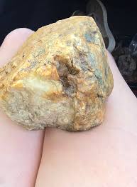 What is the identity of the rock found in Jacks River in ...