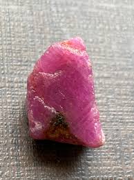 Rare Natural Ruby Raw 27x31mm Weight 37 Carats Natural ...