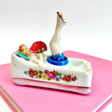 Naughty Nodder Girl Ashtray - Vintage Lady Moving Legs & Fan G Nov. Co. Japan Patent TT - Etsy Denmark