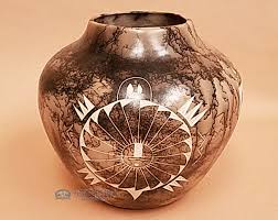 Navajo Pottery Hair Pottery Vase 12x11" -Turtle (113) - Mission Del Rey Southwest LLC