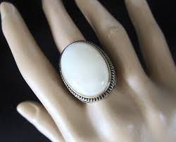 Beautiful Creamy White Stone Cabochon Vintage Ring Size 7 | eBay