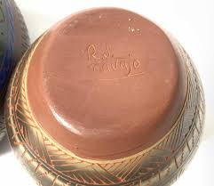 Sold at Auction: (3pc) Native American Navajo Pottery ...