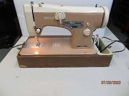 NECCI LELIA 513 VINTAGE SEWING MACHINE WITH CASE ...