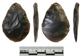 File:Neolithic leaf-shaped arrowhead blank (probably) (FindID 417398).jpg - Wikimedia Commons