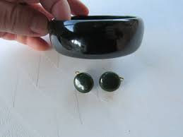 Dark Green Bakelite Bangle and Earrings Set - Etsy