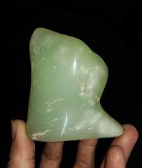 AMAZING AMMONITES!! LIGHT GREEN CHRYSOPRASE FROM SULAWESI ...