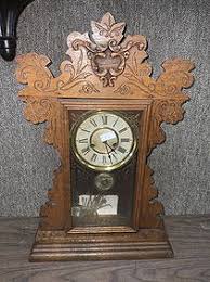 Welch Gingerbread Portrait Clock
