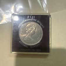 Queen Elizabeth II, Fiji Commemorative Dollar Coin 1969 In Case | eBay