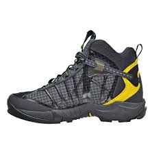Nike Air Zoom Tallac Lite OG Men's Boots Black/Tour Yellow ...