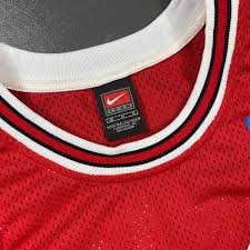 100% Authentic Michael Jordan Vintage Nike 84 85 Bulls ...