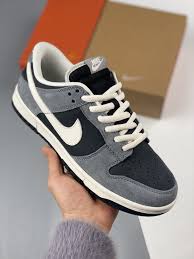 dunk low 'black stealth' 304714-004