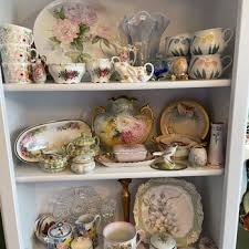 THE ALLEY SHOP - Updated November 2025 - 45 Photos - 5 ...