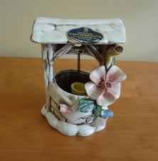 Vintage Nuova Capodimonte Porcelain Wishing Well w/Buckle ...