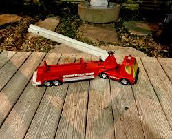 Fire Truck. Vintage Nylint Aerial Hook N Ladder Pressed ...
