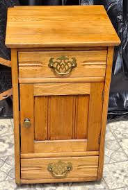 Early 20th Century Two-Drawer Oak Rolling Bedside Cabinet For Sale at 1stDibs