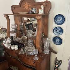 Sun 50% off 11-3 @ The Estate of Dr Lucile Estell of ...