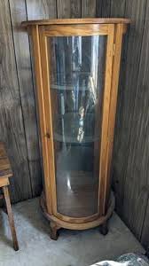 Alt & Darby Oak Serpentine Dresser w/ Harp Mirror | EstateSales.org