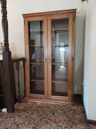 GLASS FRONT DISPLAY CABINET W/5 GLASS SHELVES | EstateSales.org