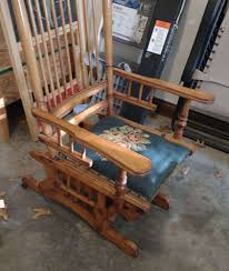 Antique glider rocking chair. - Northern Kentucky Auction, LLC