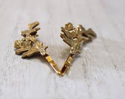 Brass Oak Leaf Hair Pins: Woodland Wedding Hair Jewelry (2 Pc) - Etsy Canada