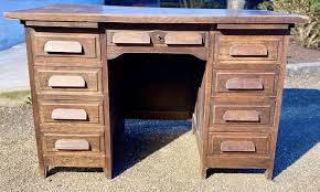 Vintage American Style Pedestal Desk, 1940s for sale at Pamono