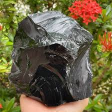 Amazon.com: Decorative Ornaments Natural Large Obsidian Natural Stone Crystal Decoration (Size : 650-700g) : Home & Kitchen