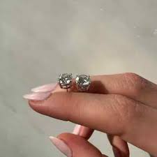 4-Prong Stud Earrings 2 Ct Round IGI Certified Lab Grown ...