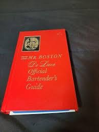Old Mr Boston De Luxe Official Bartenders Guide 1967 Drink Mix Recipes Man Cave | eBay