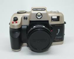Olympia OY4040 Film Camera: Vintage Toy SLR Style With Flash ...