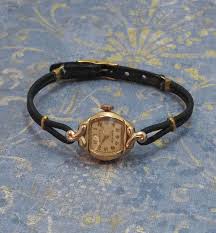 Art Deco Gruen Veri-thin Women's Watch: Gold Tone ...