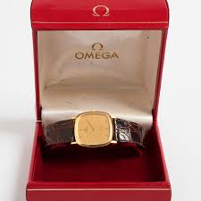 Omega De Ville, dual reference 1953378 / 3953378. Stamped 18ct Yellow Gold, 1990 For Sale at 1stDibs