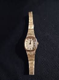 Pulsar Analog Wristwatch Gold Tone Band Square Shaped Face ...