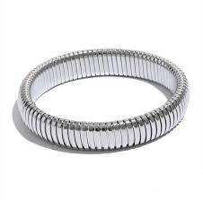 Python Round Silver Bracelet - Elegant Serpentine Design