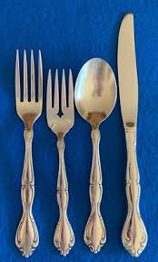 ONEIDA *CANTATA* STAINLESS STEEL FLATWARE ...