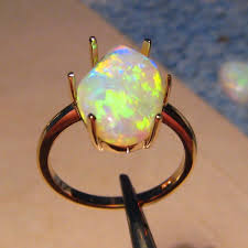 Solitaire Australian Opal Ring 14k Gold 8118 | Gold Opal Rings