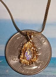 Vtg. Gold Tone Nugget Style Pendant w/Faux Opal Center Stone & Thin Gold Chain | eBay