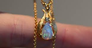 Vintage Gold 14k Gold Opal & Diamond Pendant | Used,… | Noihsaf Bazaar