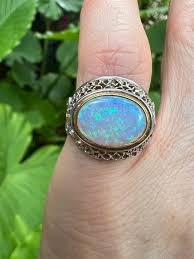 Judy Geib Platinum 18k Yellow Gold Opal Ring For Sale at 1stDibs