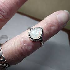 Set Of 4 Fashion Rings Various Sizes Silvertone And Goldtone | eBay