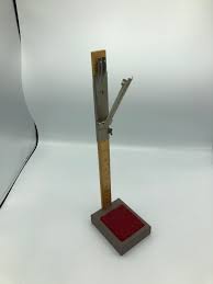 Pin It Skirt Marker – The Piccadilly Circus