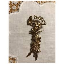 Vintage Signed Hattie Carnegie brooch. For Sale at Ruby Lane