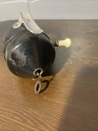 Zebco 202 Spincast Reel, USA, Metal foot | eBay