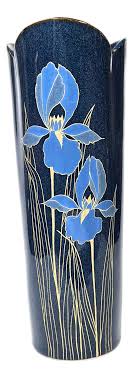 Mid-Century Blue Iris Otogiri Vase With Gold Detailing ...