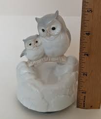 Otagiri Owls Music Box Plays 'The Way We Were' Japan ...