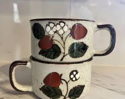 Lidded Mugs - Gryphonware, Toscany Collection, Abott Collection - Coffee Tea Cup - Vintage - Strawberry, Flowers, Thyme - Etsy